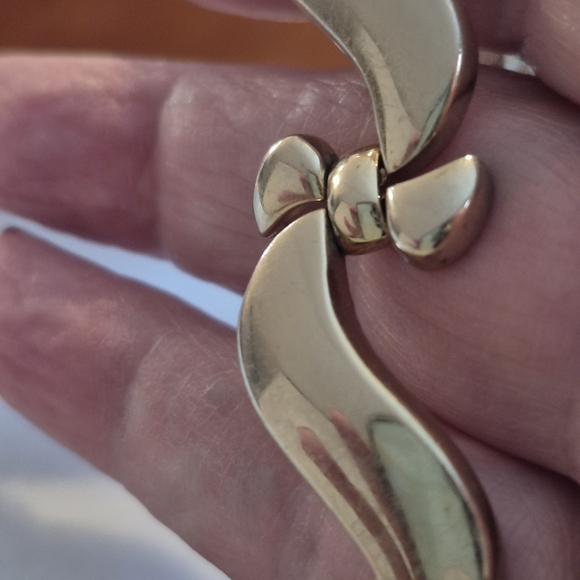 Monet Gold-Tone Bracelet - Picture 3 of 6